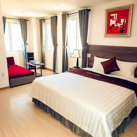 La Suite Hotel Danang Екстериор снимка