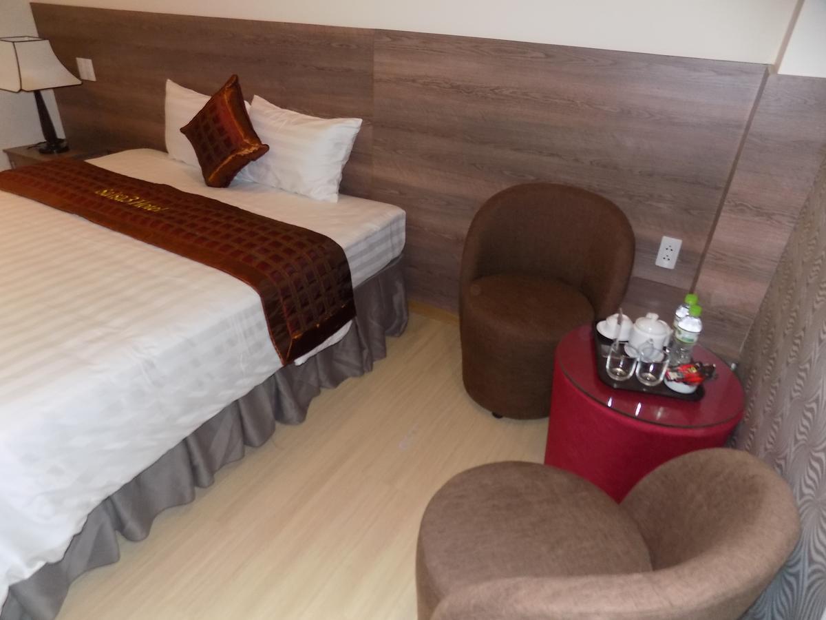 La Suite Hotel Danang Екстериор снимка