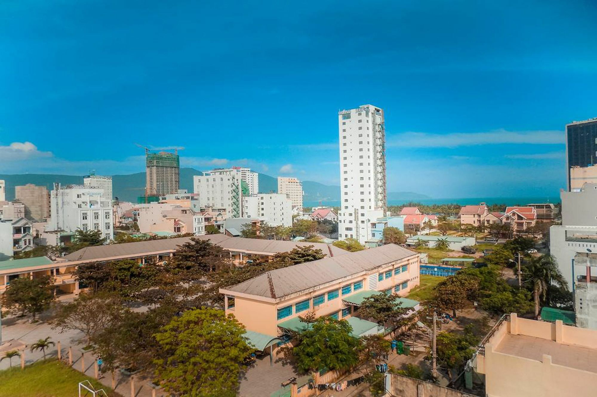 La Suite Hotel Danang Екстериор снимка