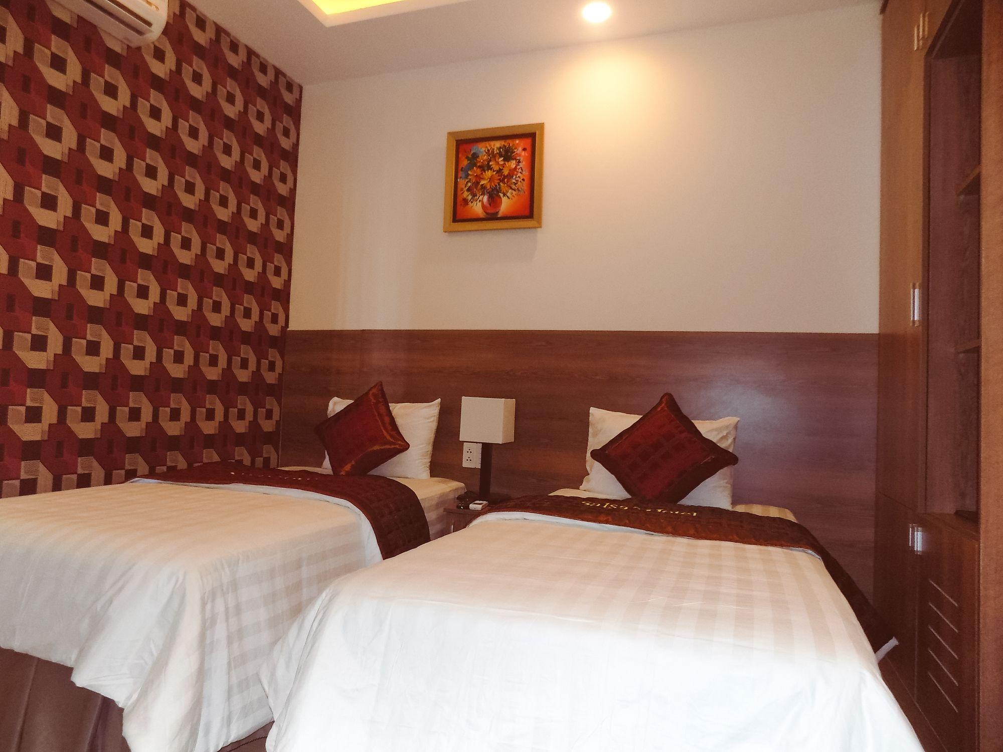 La Suite Hotel Danang Екстериор снимка
